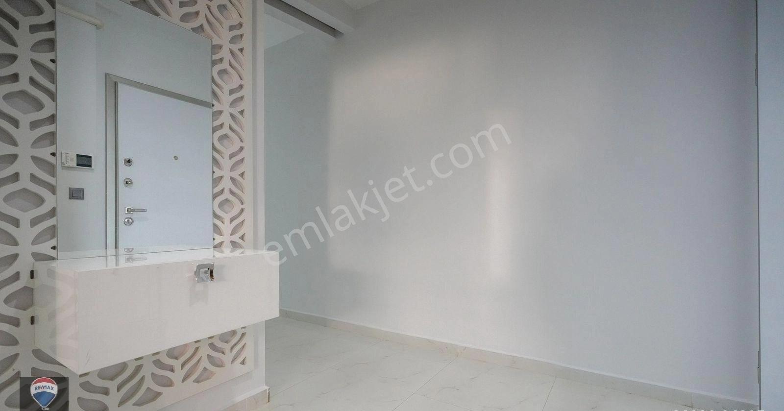Ege Mahallesi Kırmızı Evler Sitesi Deniz Manzaralı 4+1 Daire - Görsel 20