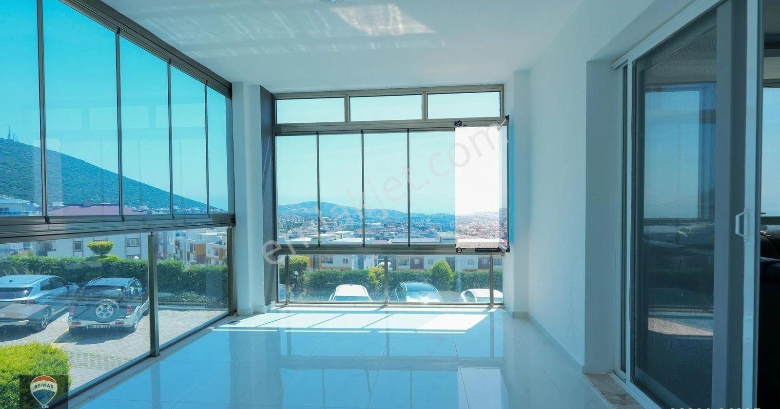 Ege Mahallesi Kırmızı Evler Sitesi Deniz Manzaralı 4+1 Daire - Görsel 17