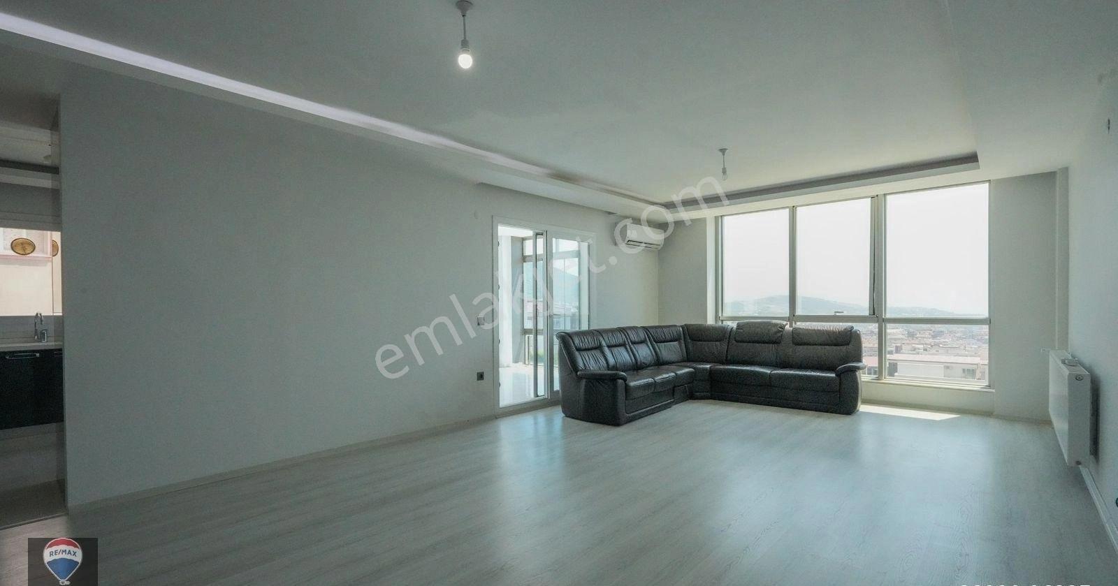 Ege Mahallesi Kırmızı Evler Sitesi Deniz Manzaralı 4+1 Daire - Görsel 27