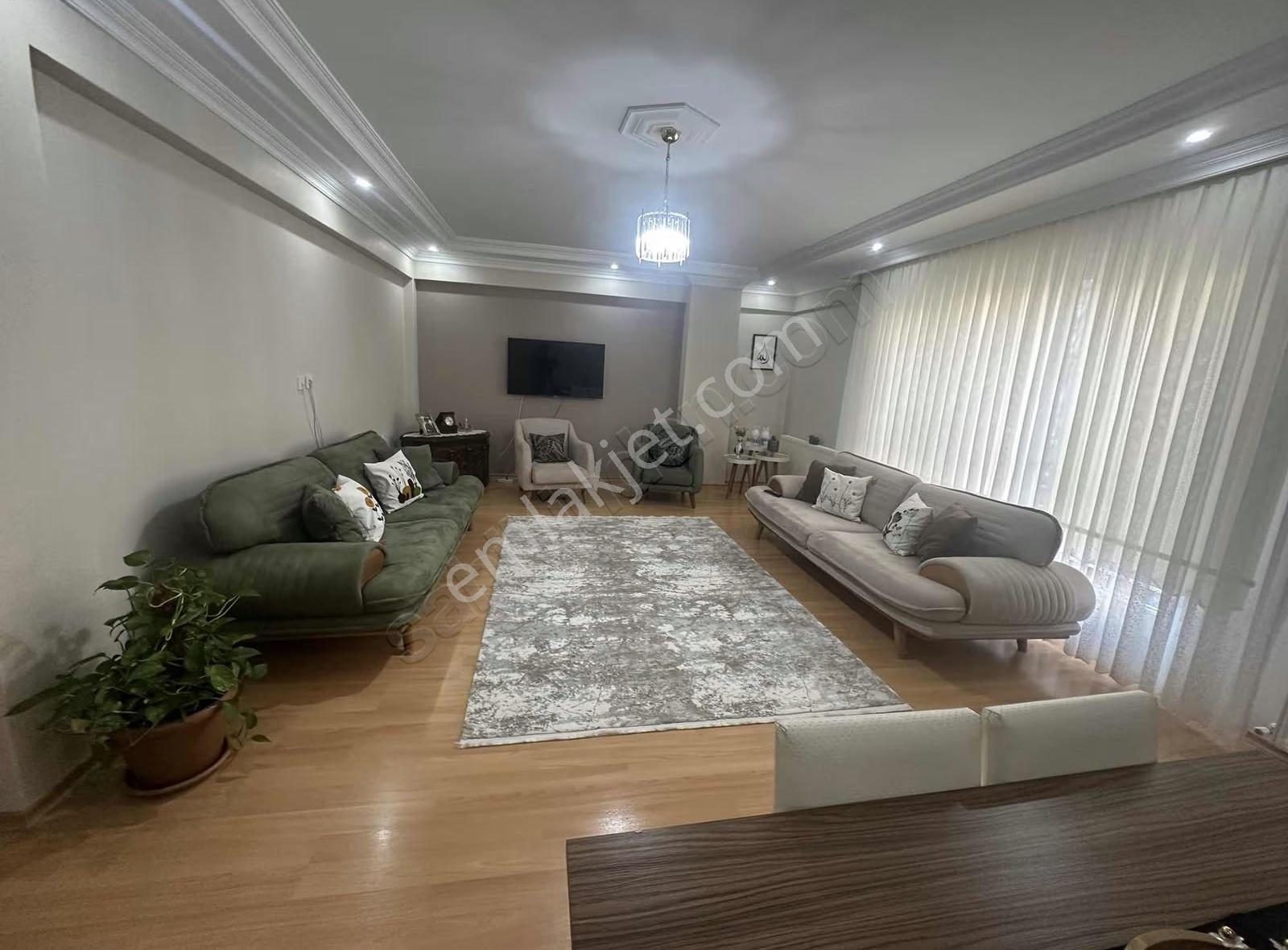 Bursa Emlak Alem İ Çarşı Merkezde Satılık 3+1 140m2 Daire - Görsel 10