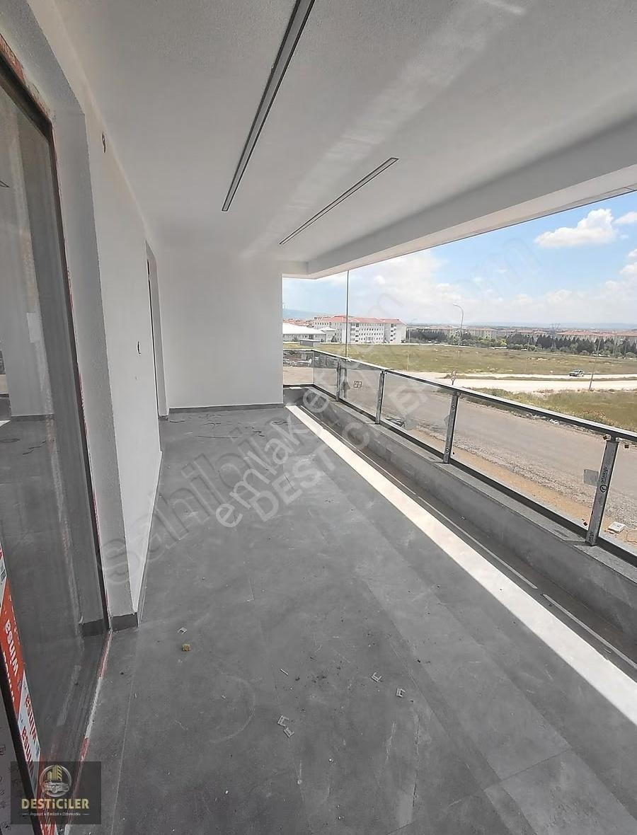 Lt-yaşamkent Mah.220 M2,ö. Garaj ,hobi Bahçeli 4+1 Akıllı Daire - Görsel 13