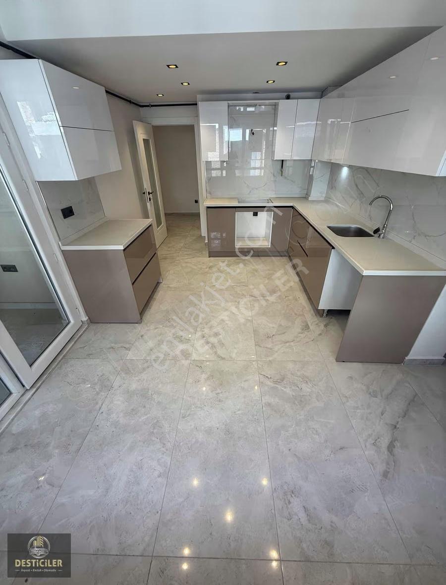 Ad-desticiler Kurtuluş Adliye Yakını 4+1 Dublex Sıfır Daire