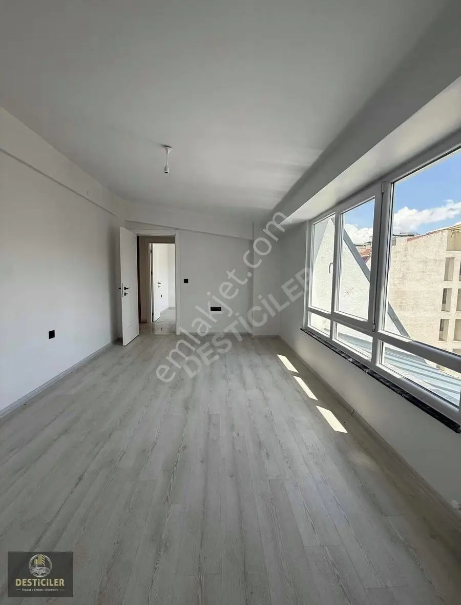 Ad-desticiler Kurtuluş Adliye Yakını 4+1 Dublex Sıfır Daire - Görsel 3