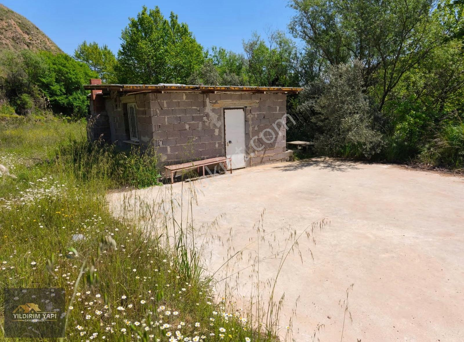 Merkeze 10 Dakika Mesafede Çay Kenarında 2.424 M² Hobi Bahçesi - Görsel 4