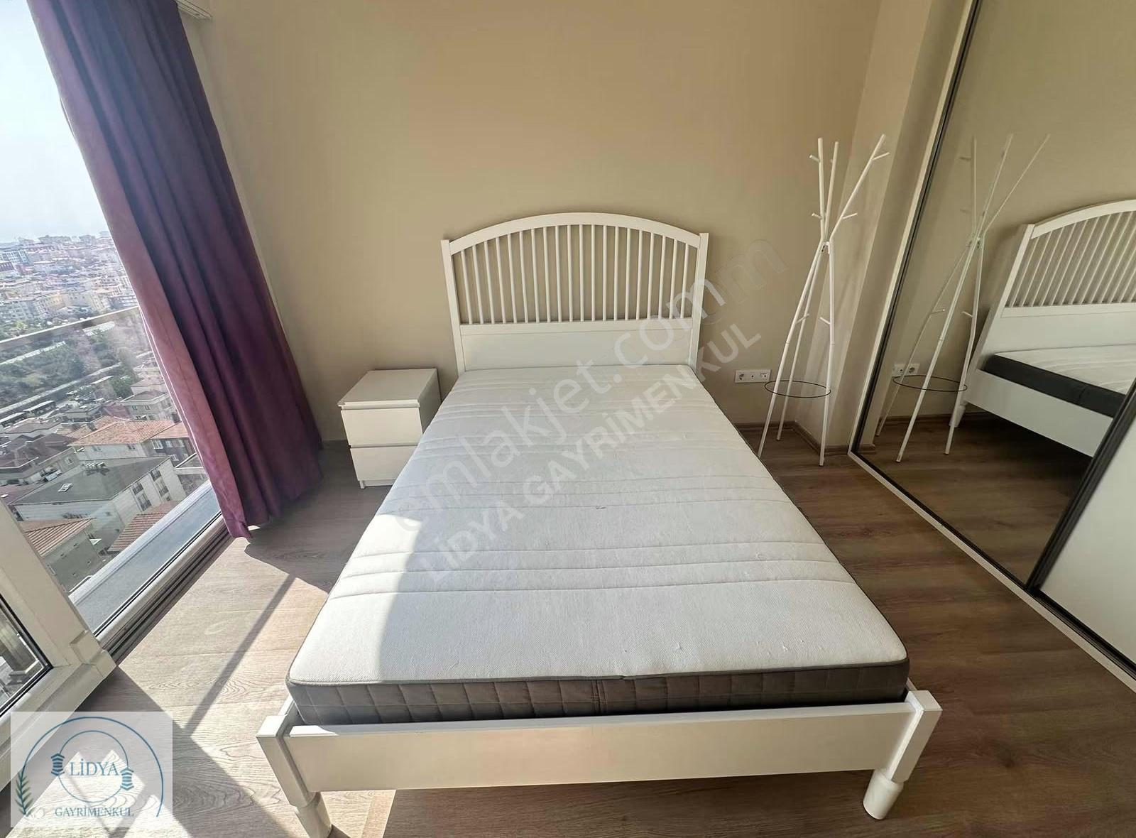 7tepe Üniversite Yani Yeditepe Loftta Eşyalı Deniz Manzaralı 1+1 - Görsel 13