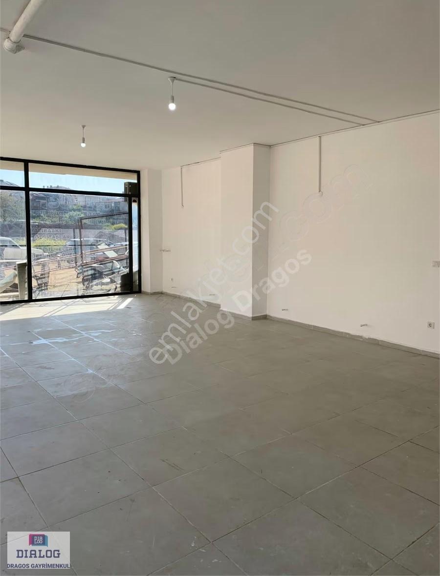 Armutlu'da Satılık 198 M² Dükkan: Belediye Ve Kaymakamlık Yanı - Görsel 4