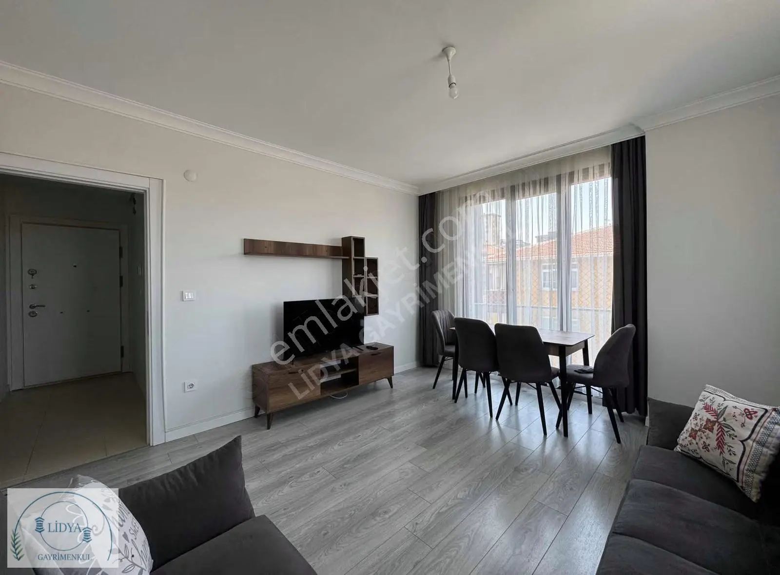 7 Tepe Tower'da Eşyalı Ayrı Mutfaklı Otoparklı 2+1 Kiralık Daire - Görsel 3