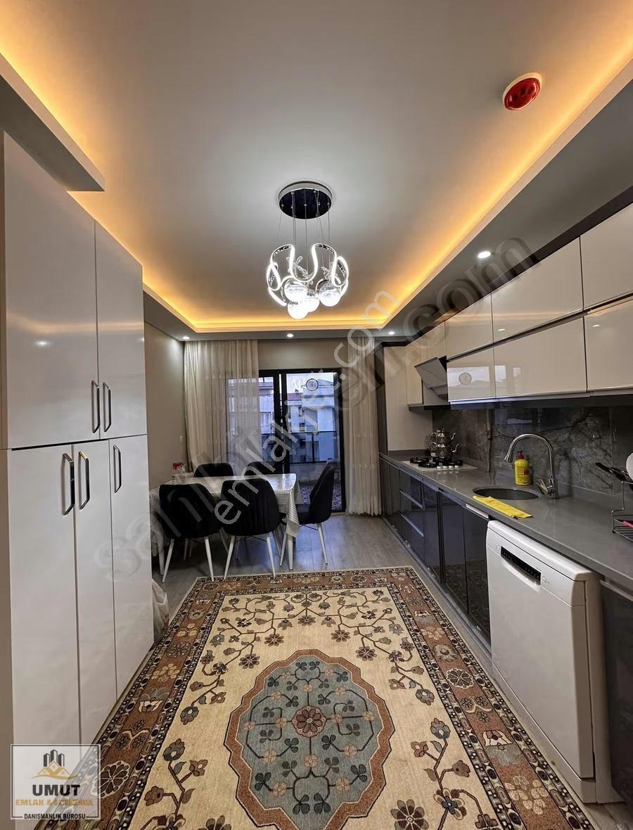 Şerefiye'de Coğaz Petrol Yanı Site İçinde Satılık 3+1 Lux Daire - Görsel 10