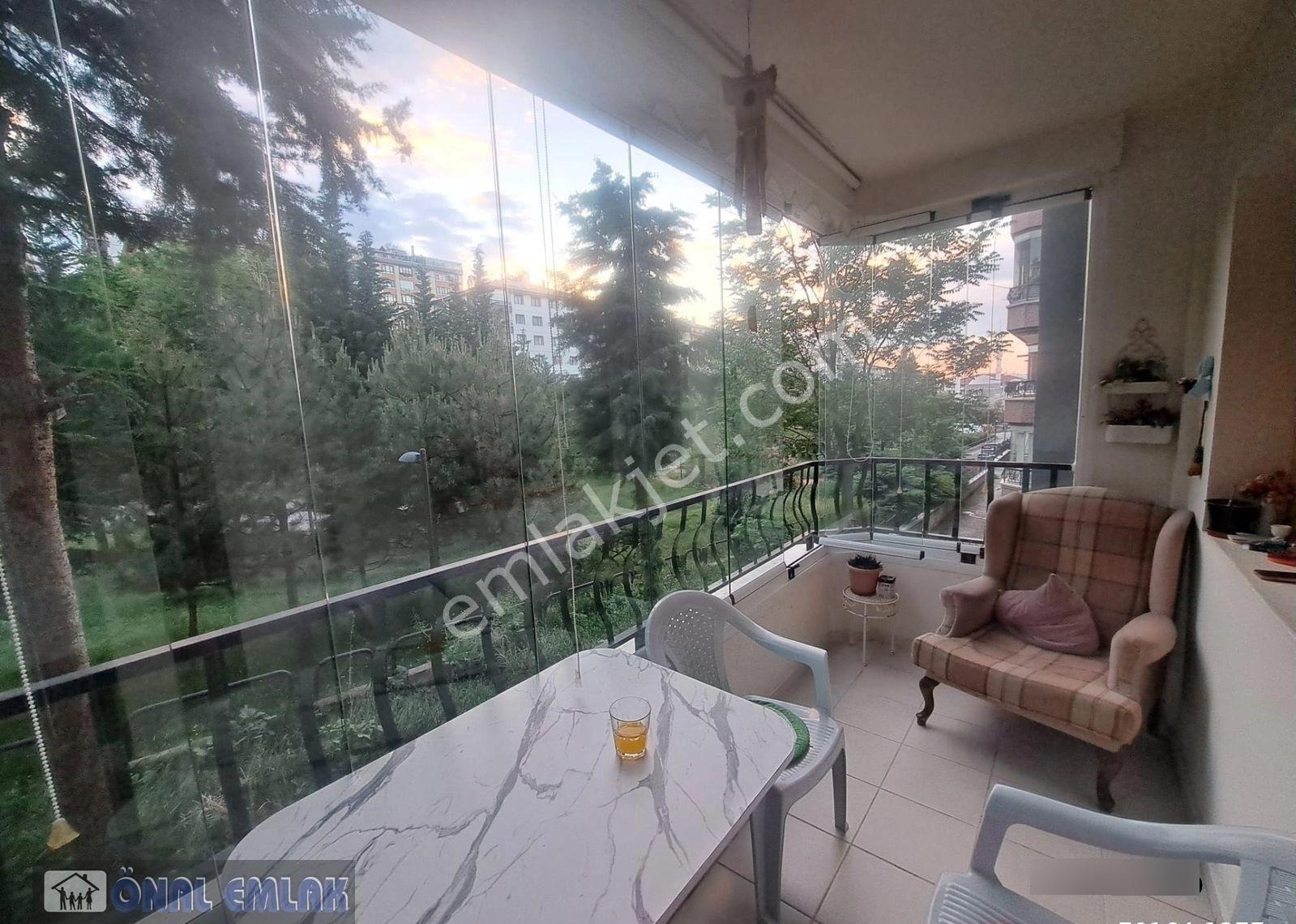 Önaldan Ankara Çankaya Ata Mah. 3+1 Asansörlü Park Manzaralı
