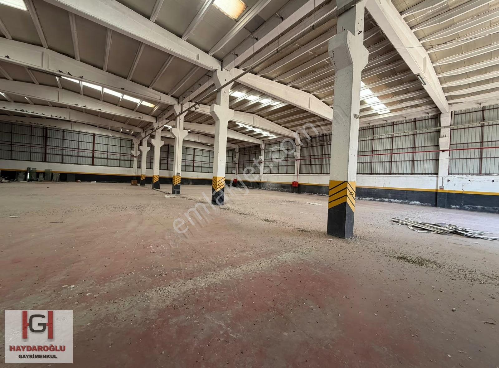 Burak Mah'de Biriketçiler Sitesinde Kiralık 3240 M² Fabrika - Görsel 17