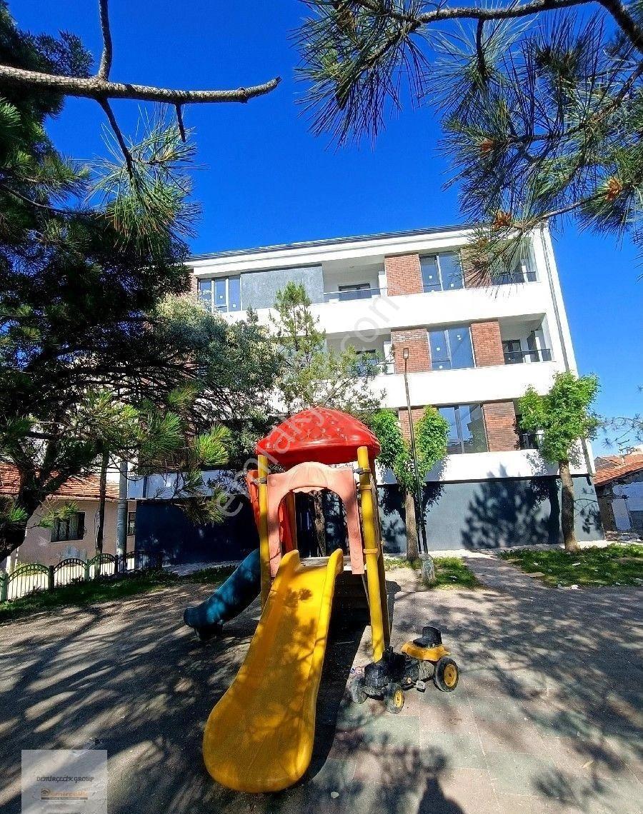 🌿 Esentepe Sarıgül Sokak'ta Park Manzaralı Fırsat Daire 🌿