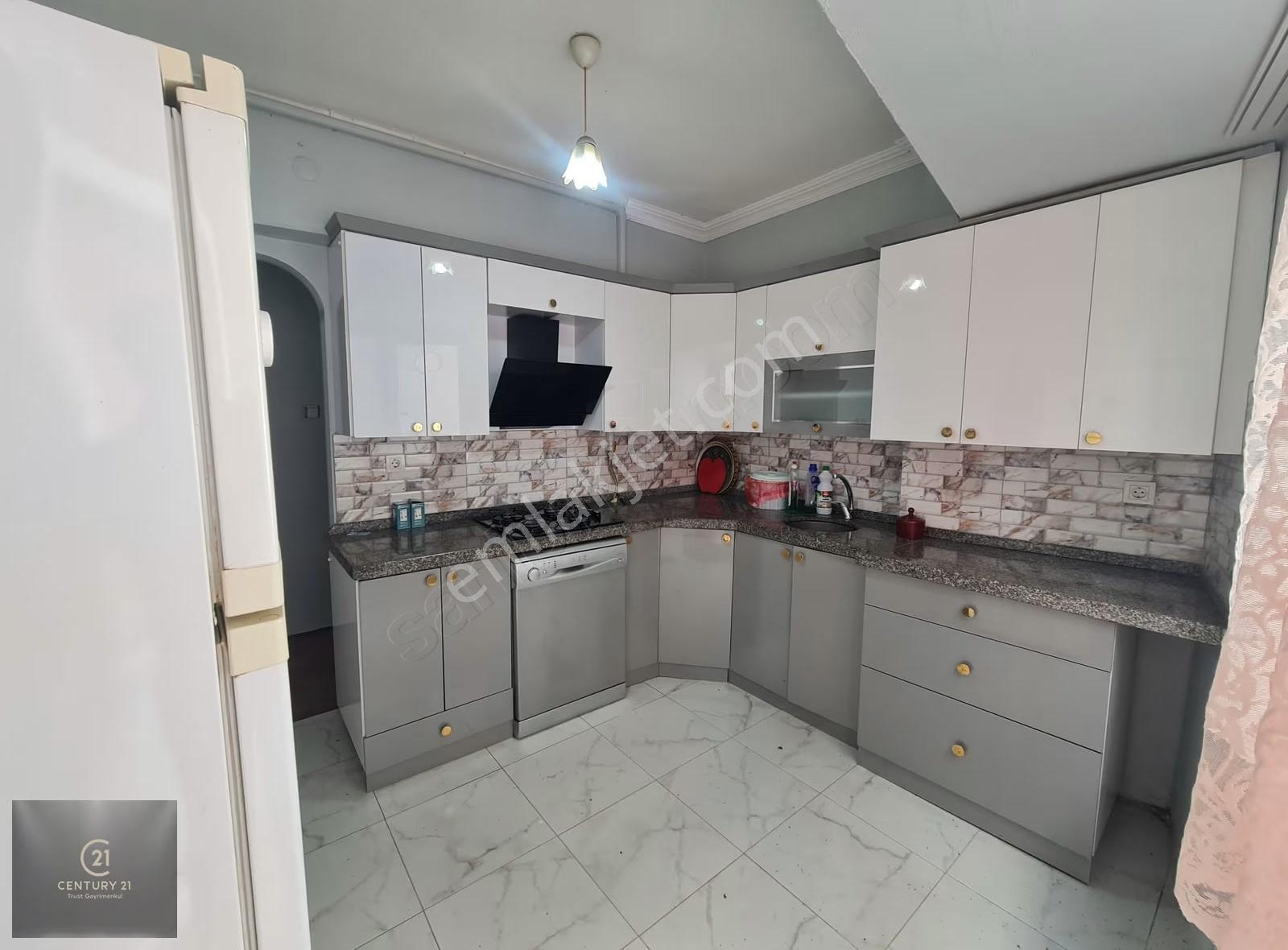 C21 Trust | Erdek Yalı Mah. Kiralık 2+1 Doğalgazlı Daire