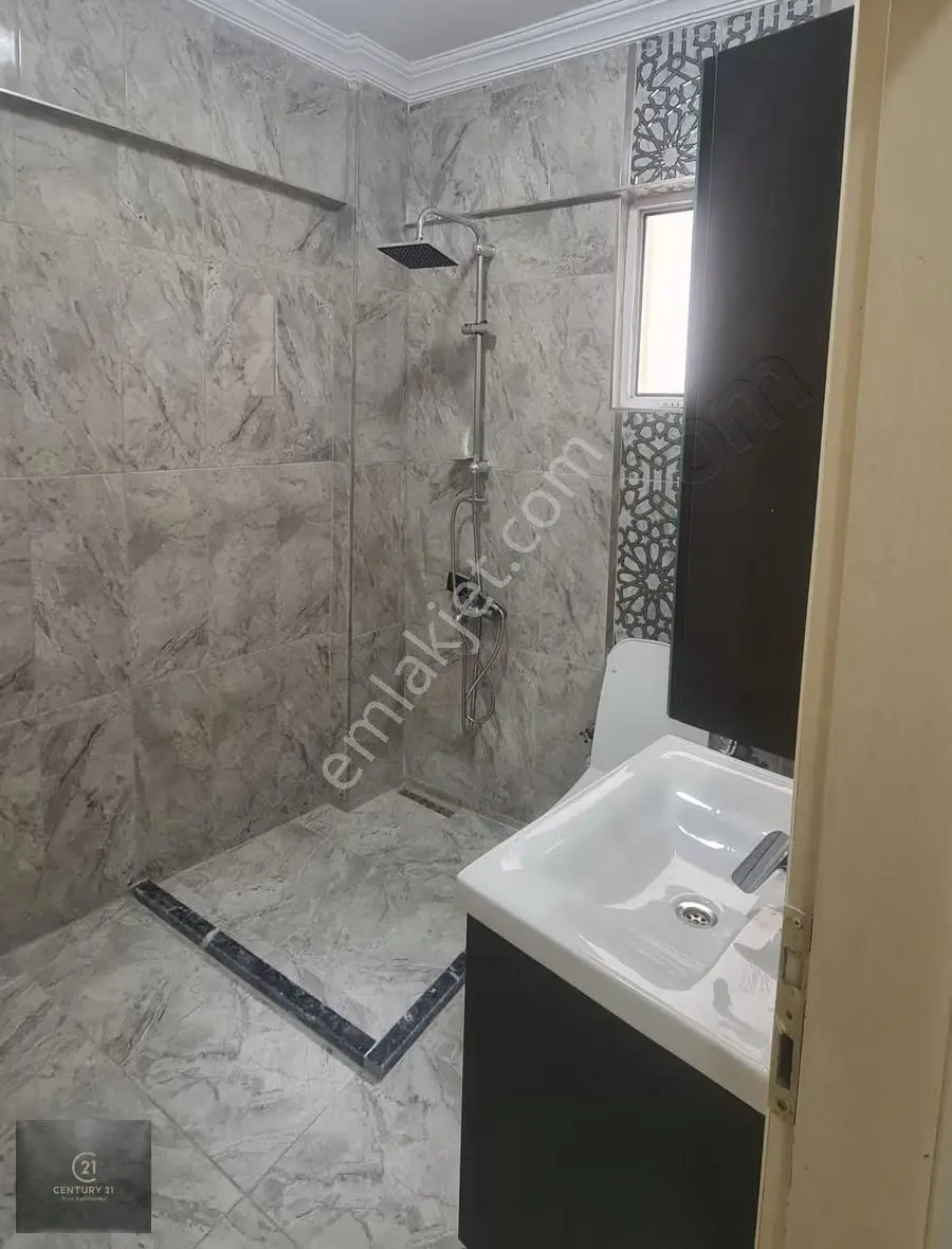 C21 Trust | Erdek Yalı Mah. Full Tadilatlı 2+1 Satılık Daire - Görsel 3