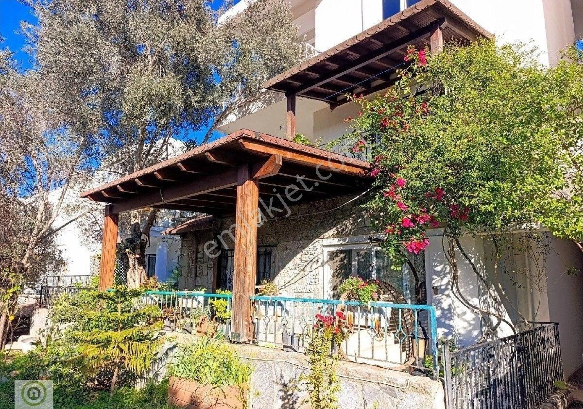 Bodrum Merkez'e Yakın Site İçinde Geniş Balkonlu Kiralık 2+1 Eşyalı Daire - Görsel 6