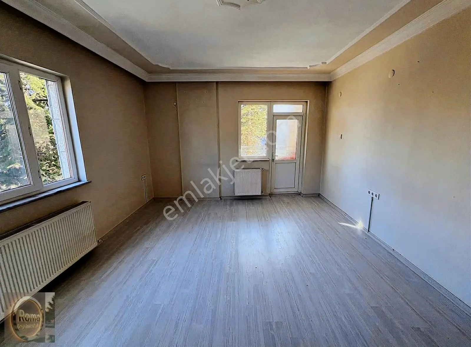Roma' Dan Kemalpaşa Mahallesi' Nde Kiralık Daire - Görsel 2