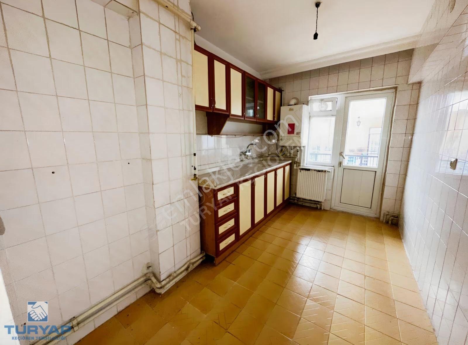 Turyap'tan Köşk Mah Dutluk Yakını 1.kat 3+1 120m2 Caddeler Yakın - Görsel 15