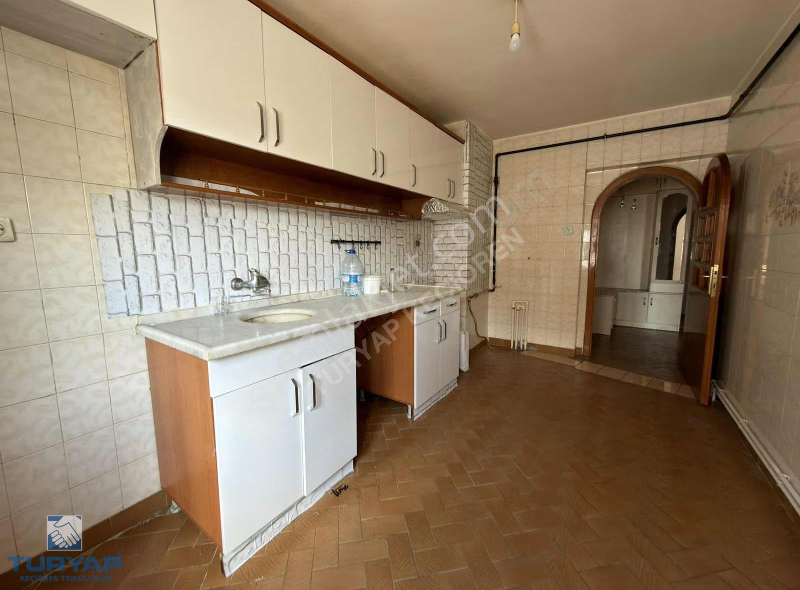 Subayevleri Mah Cadde Üzeri 3+1 3.kat Önü Açık Satılık Daire - Görsel 22