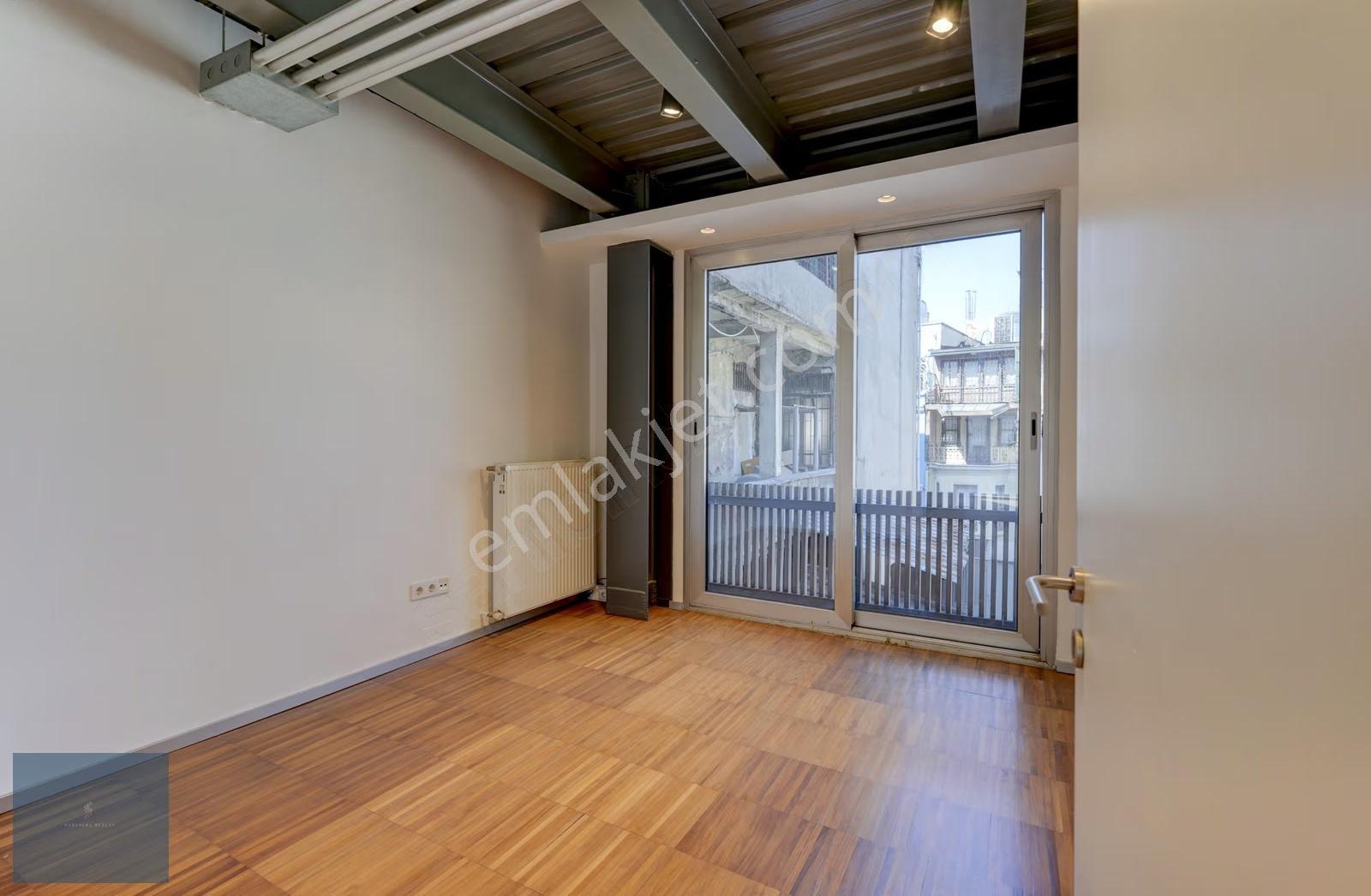 Beyoğlu Asmalı Mescit'te Merkezi Konumluşık Kiralık 4 Kat - Görsel 14