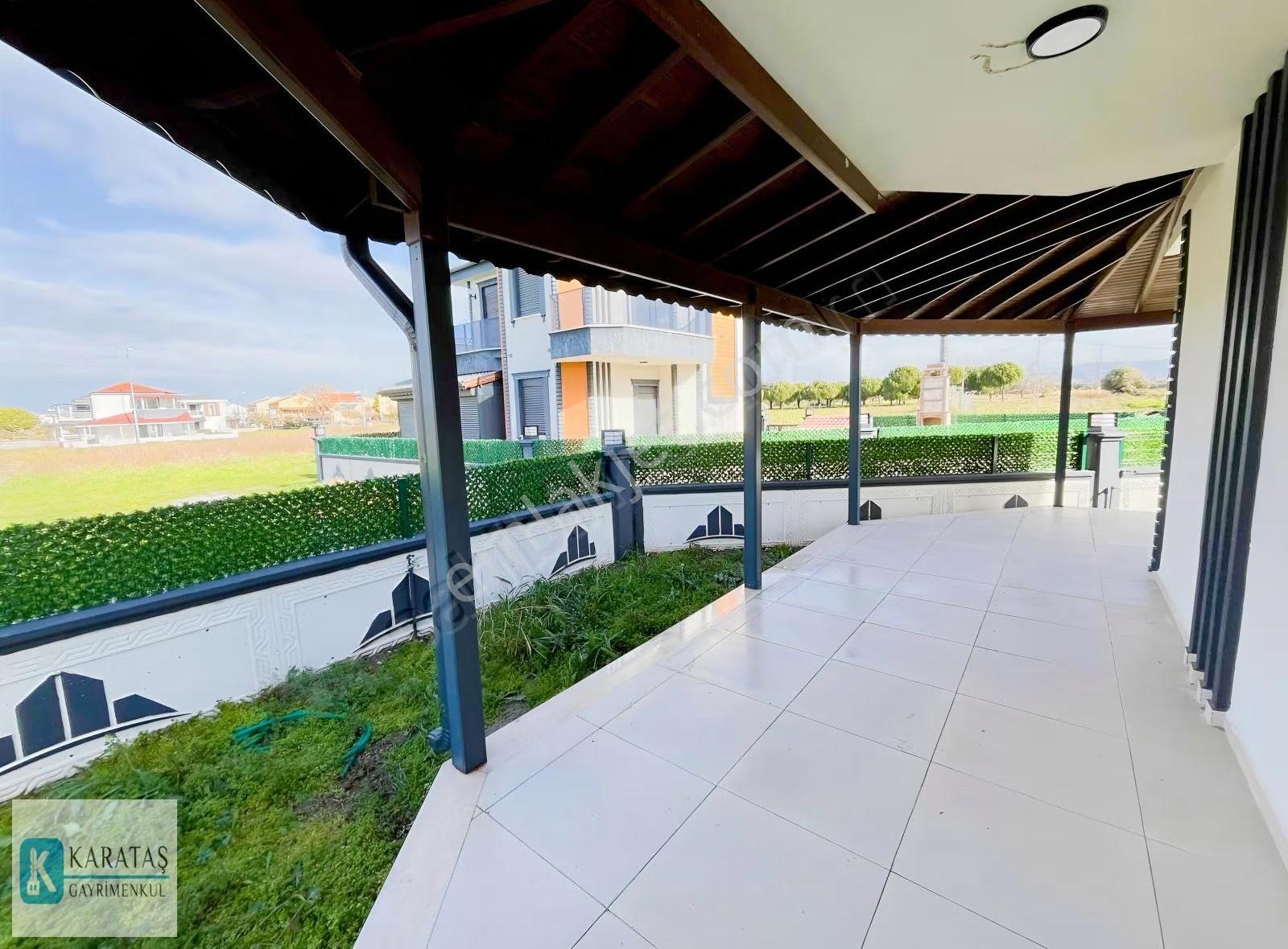 Altınova Sahilde Müstakil Dört Cephesi Açık Dubleks Villa - Görsel 6