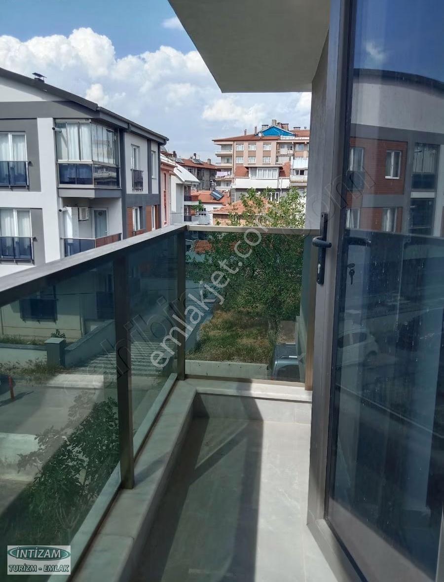 Isparta Merkezde Sıfır, Eşyalı 1+1 Kiralık Apart - Görsel 8