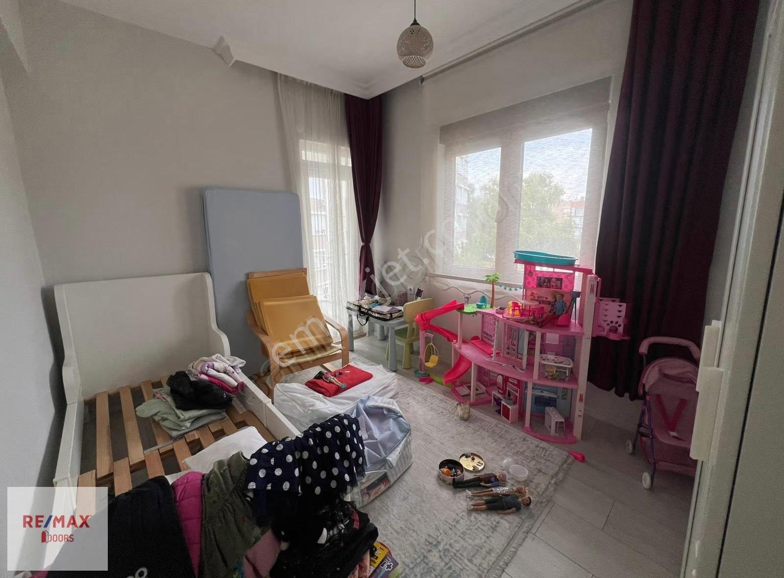 Demircikara Mahallesinde Balta Sitesi'nde Kiralık 3+1 Daire - Görsel 7