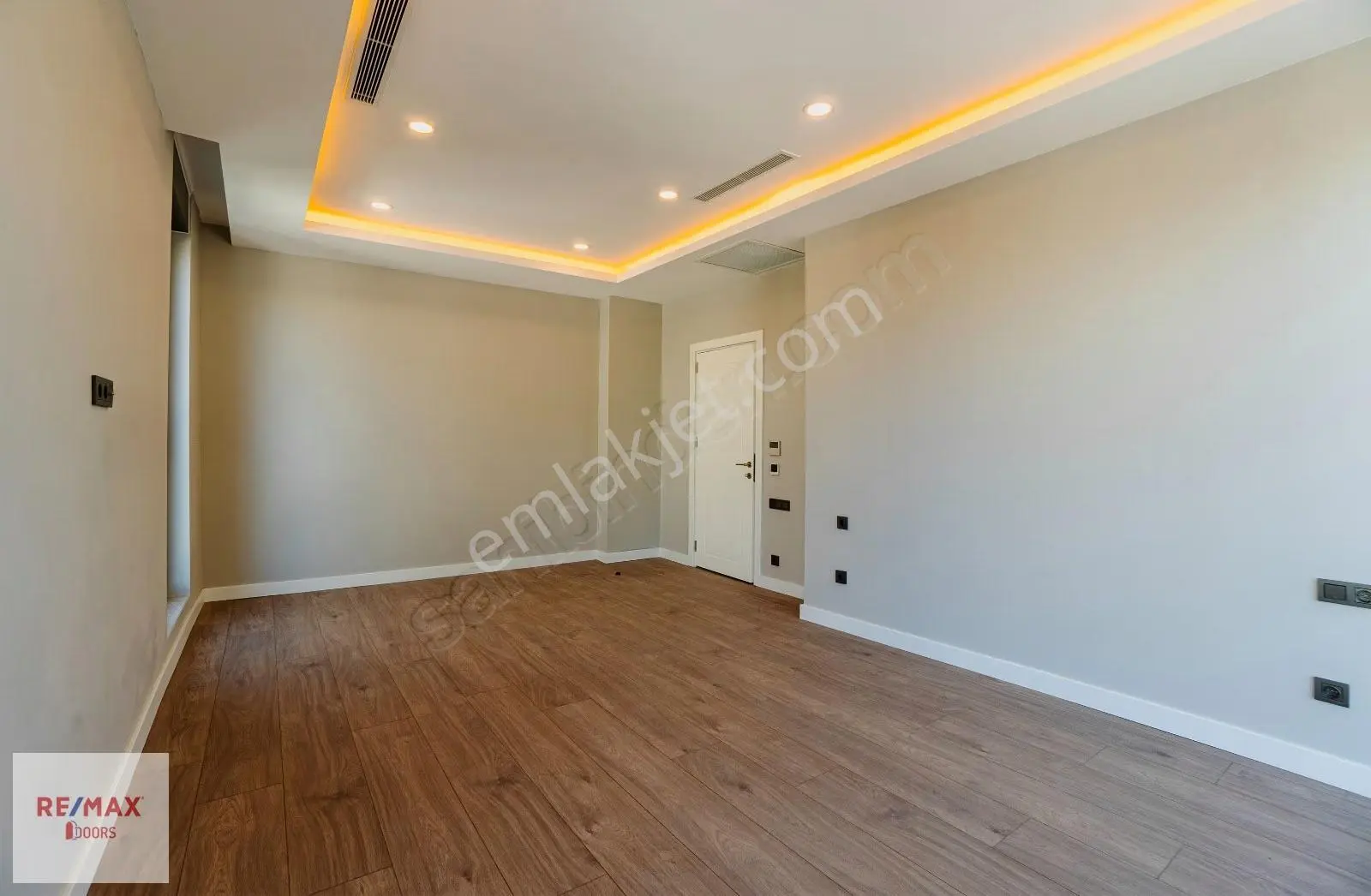 Antalya Ermenekte Kiralık Lüks Villa - Görsel 2