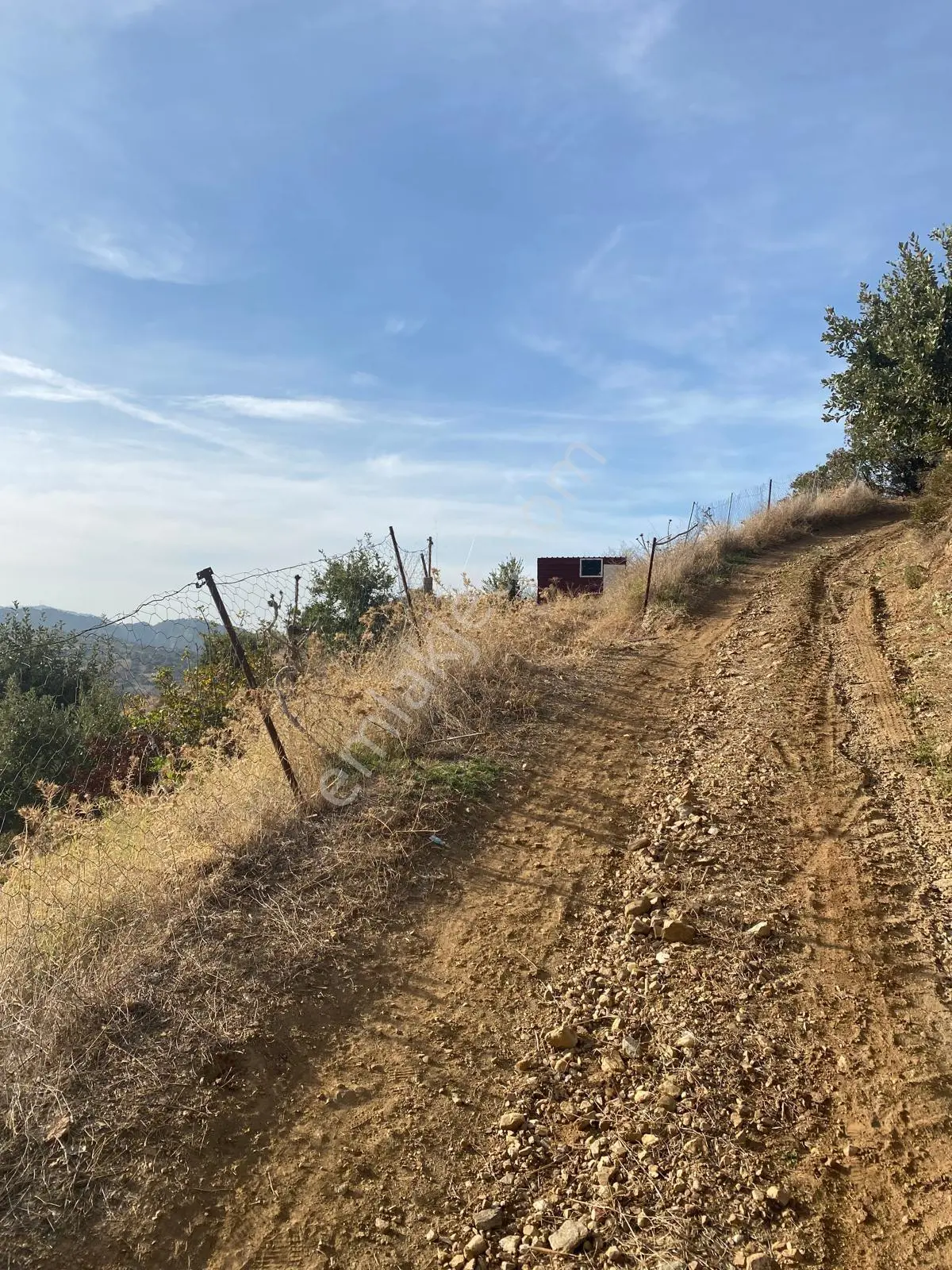 Salihli Çelikli Mahallesinde Satılık 3400 M2 Tarla - Görsel 15