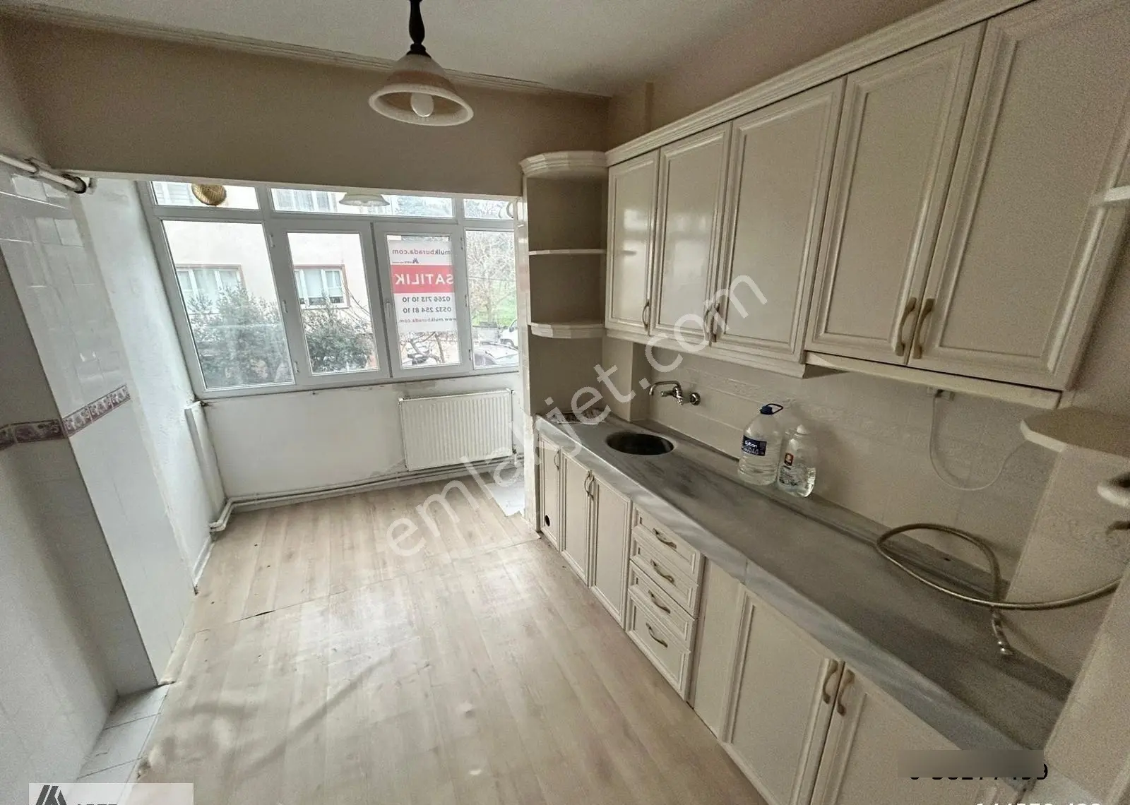 17 Eylül'de 90 M2 2+1 Ara Kat Balkonlu Satılık Daire - Görsel 24