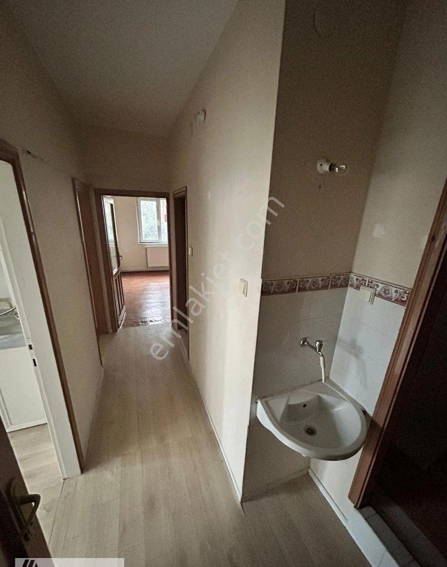 17 Eylül'de 90 M2 2+1 Ara Kat Balkonlu Satılık Daire - Görsel 22