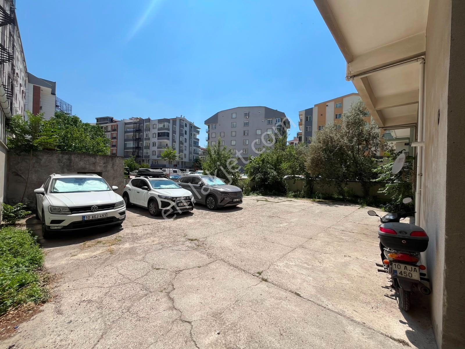 Cb King'den Kasaplar Mahallesi'nde Eşyalı 2+1 Kiralık Daire - Görsel 32