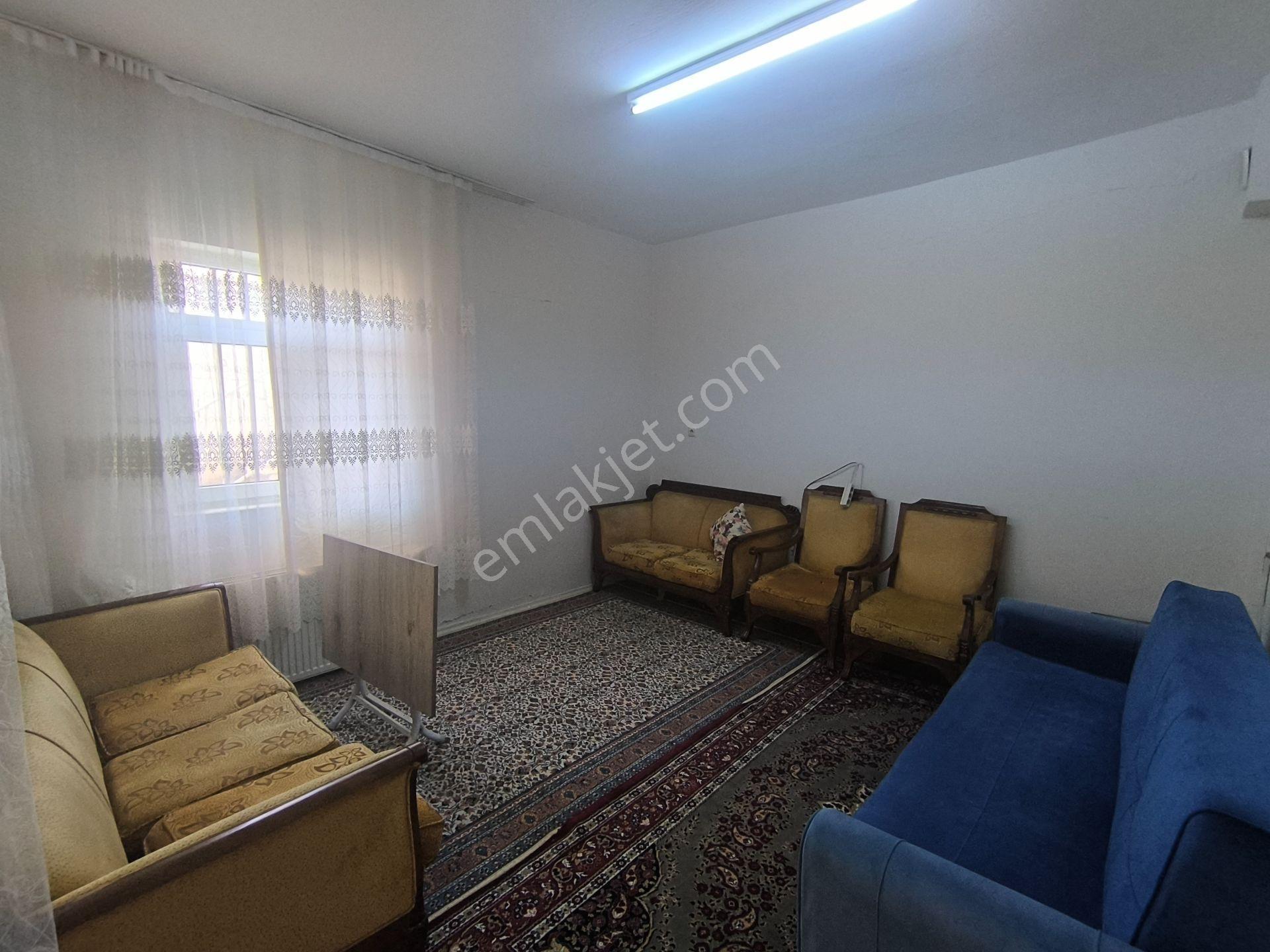 Adıyaman Siteler'de Kiralık 1+1 Full Eşyalı Ferah Daire - Görsel 2