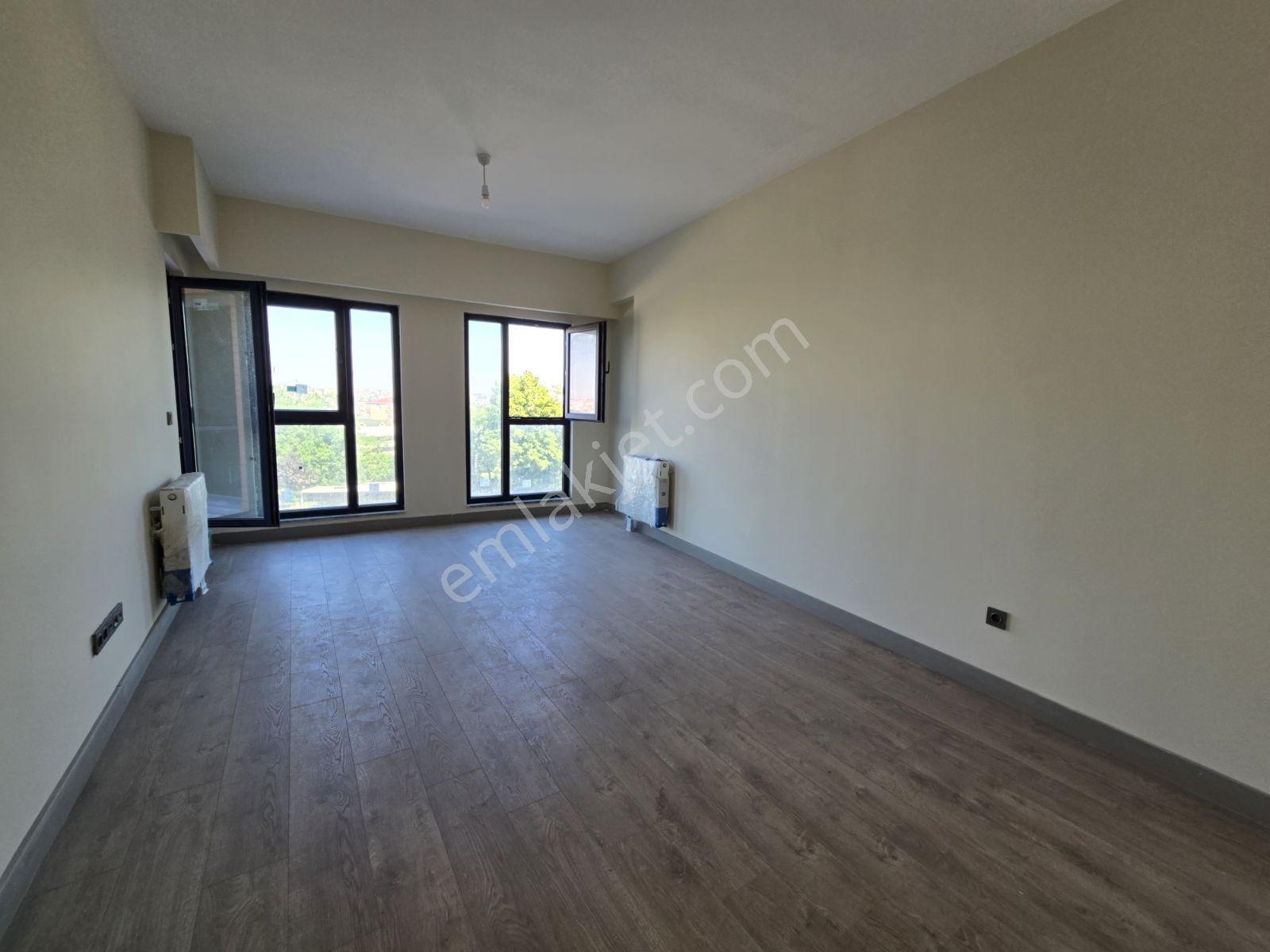 Halice Yakin Emlak Konut , Kiralık 2+1 Kapalı Mutfak Sıfır Daire - Görsel 11