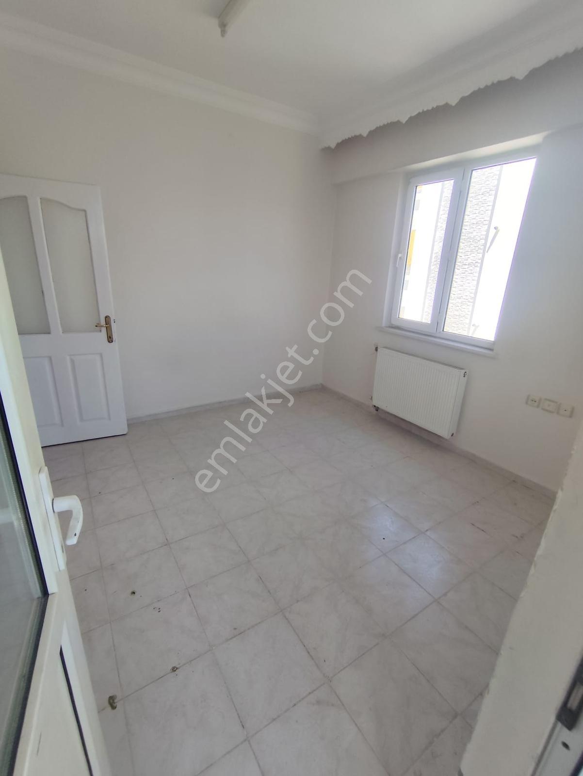Ayyıldız'dan Kiralık 3+1 Ara Kat Çift Cepheli Eski Beşevler - Görsel 17