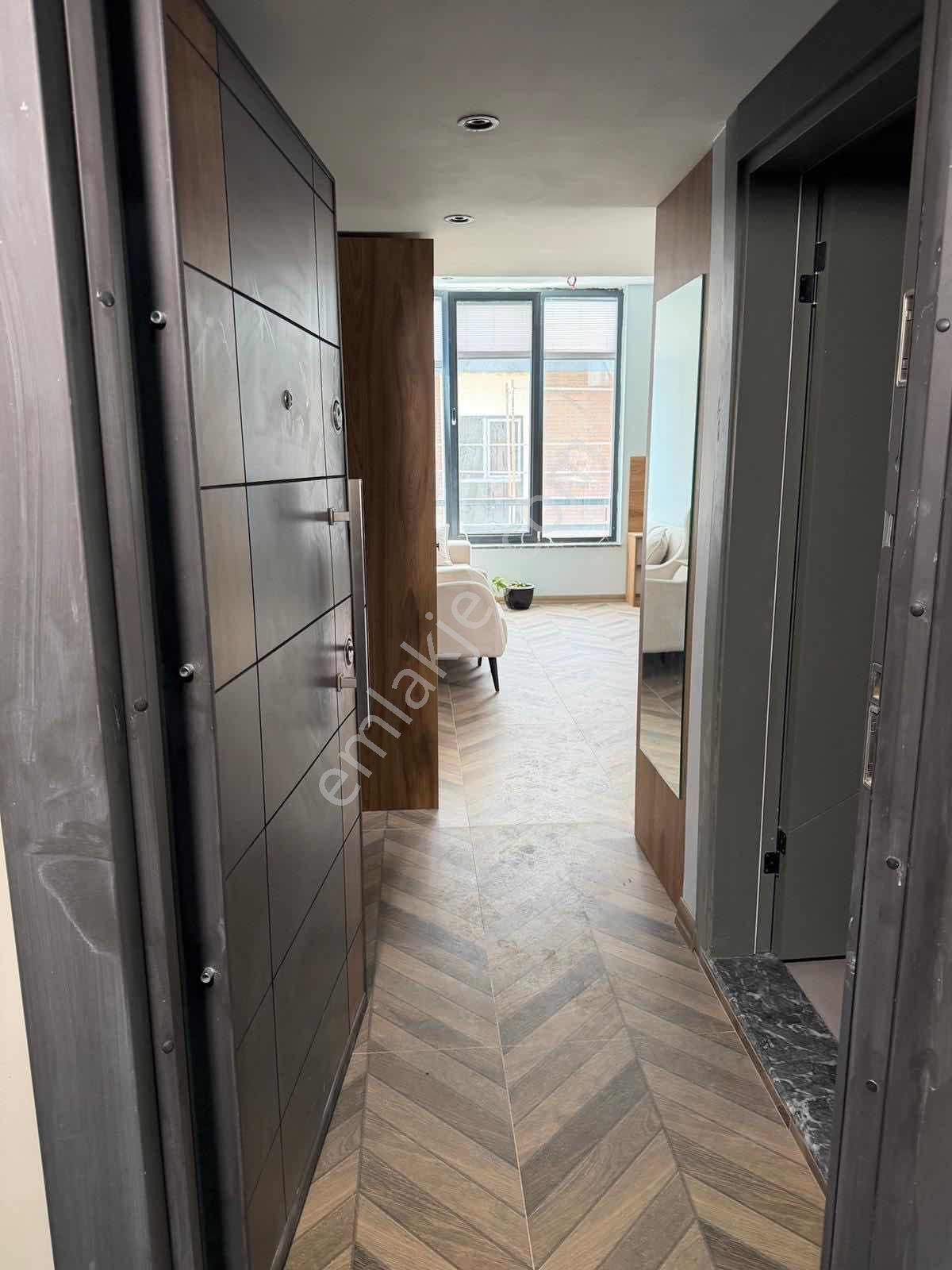 İstiklal Mahallesinde Ful Eşyalı Sıfır Daire - Görsel 6