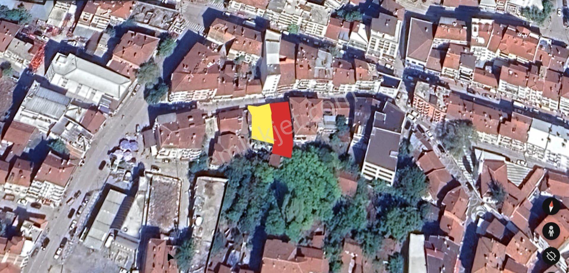 Roma’ Dan Hıdırbali Mahallesi’ Nde Satılık Arsa
