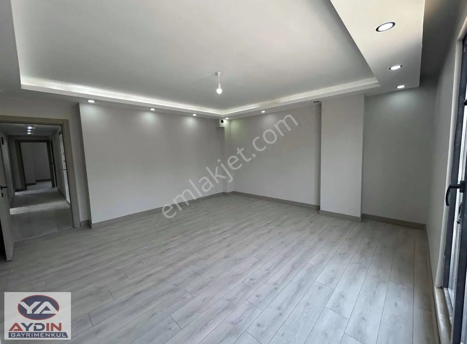 Darıca Tuzla Caddesi'ne Cephe Geniş 3+1 Satılık Ara Kat Daire - Görsel 3