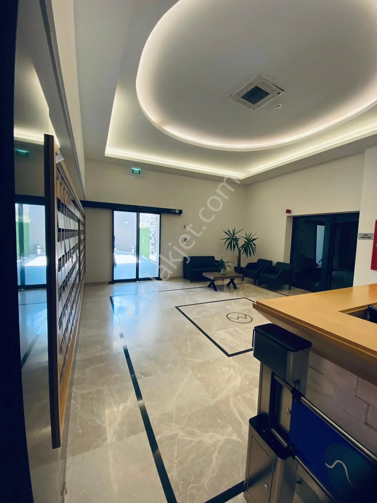 Uzun Emlak'tan Meydan Ofiste Satılık - Görsel 4