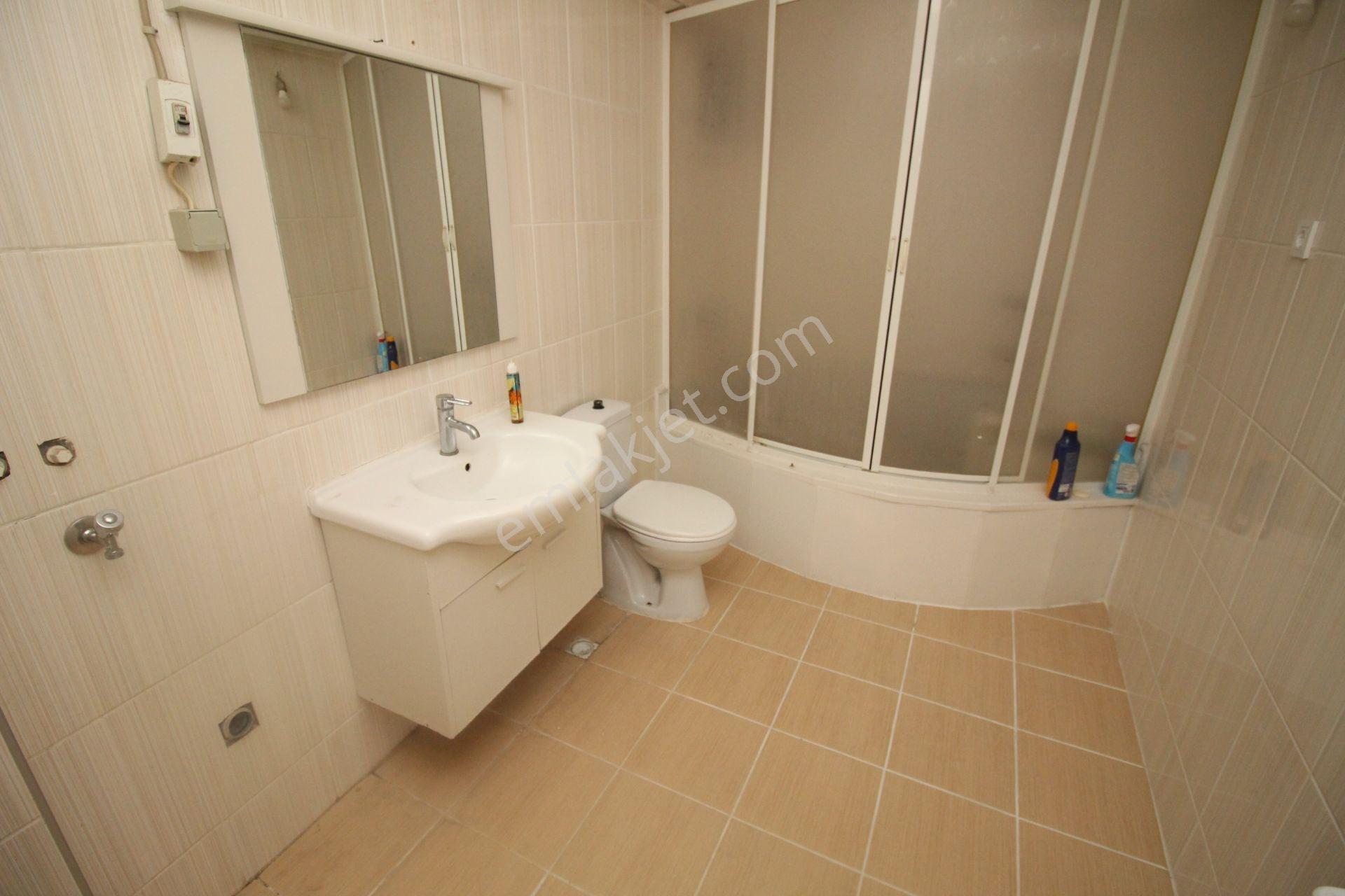 Göztepe Metro Karşısında Deniz Manzaralı D.gazlı 3+1 Kiralık - Görsel 14