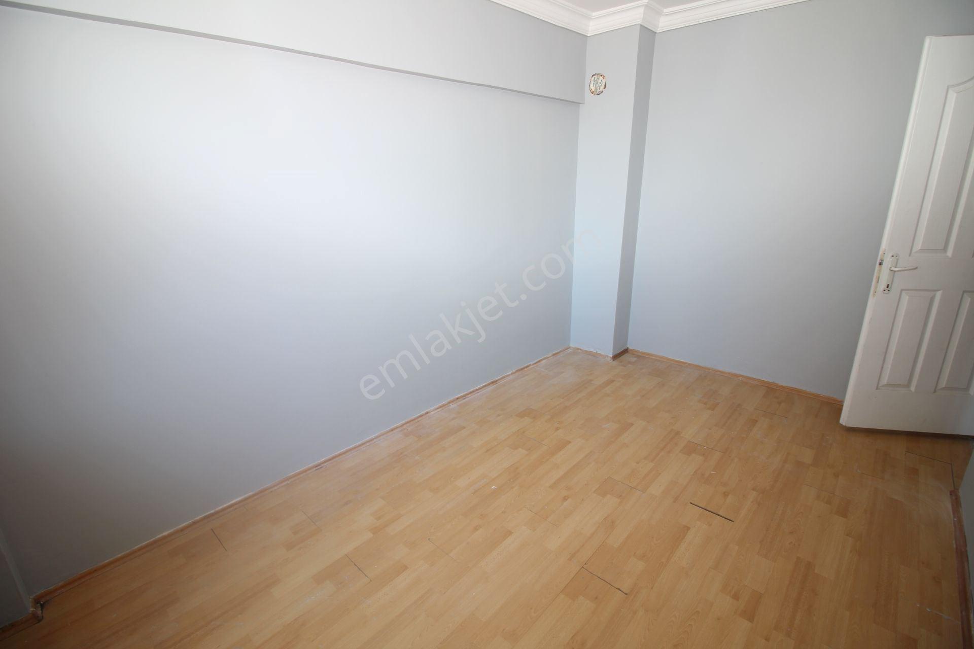Göztepe Metro Karşısında Deniz Manzaralı D.gazlı 3+1 Kiralık - Görsel 13