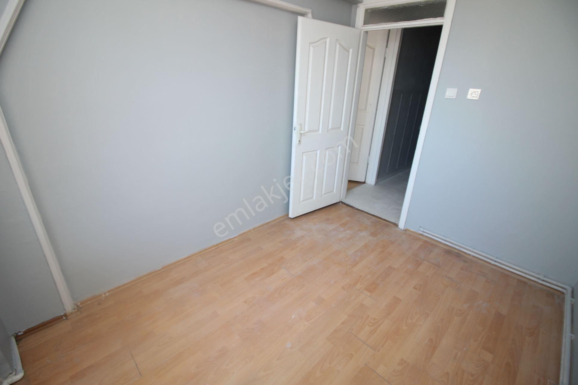 Göztepe Metro Karşısında Deniz Manzaralı D.gazlı 3+1 Kiralık - Görsel 19