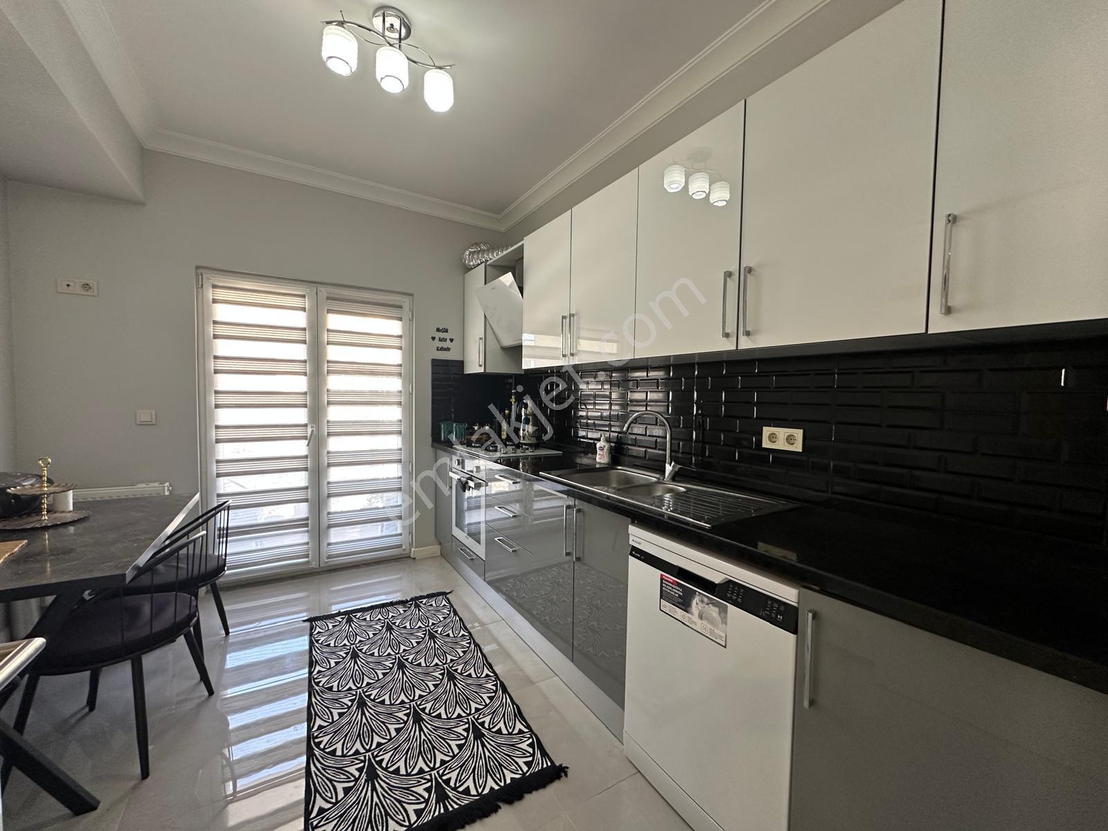 Bosforce'dan Ümraniye Çarşıda 3+1 Eşyalı Kiralık Daire - Görsel 20