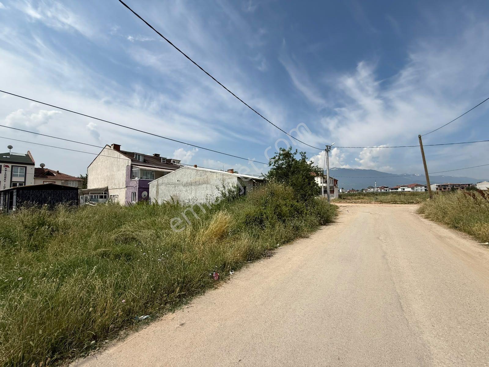 Akhisarda Karayoluna Yakın 2.5 Kat İmarlı 200 M² Satılık Arsa - Görsel 9