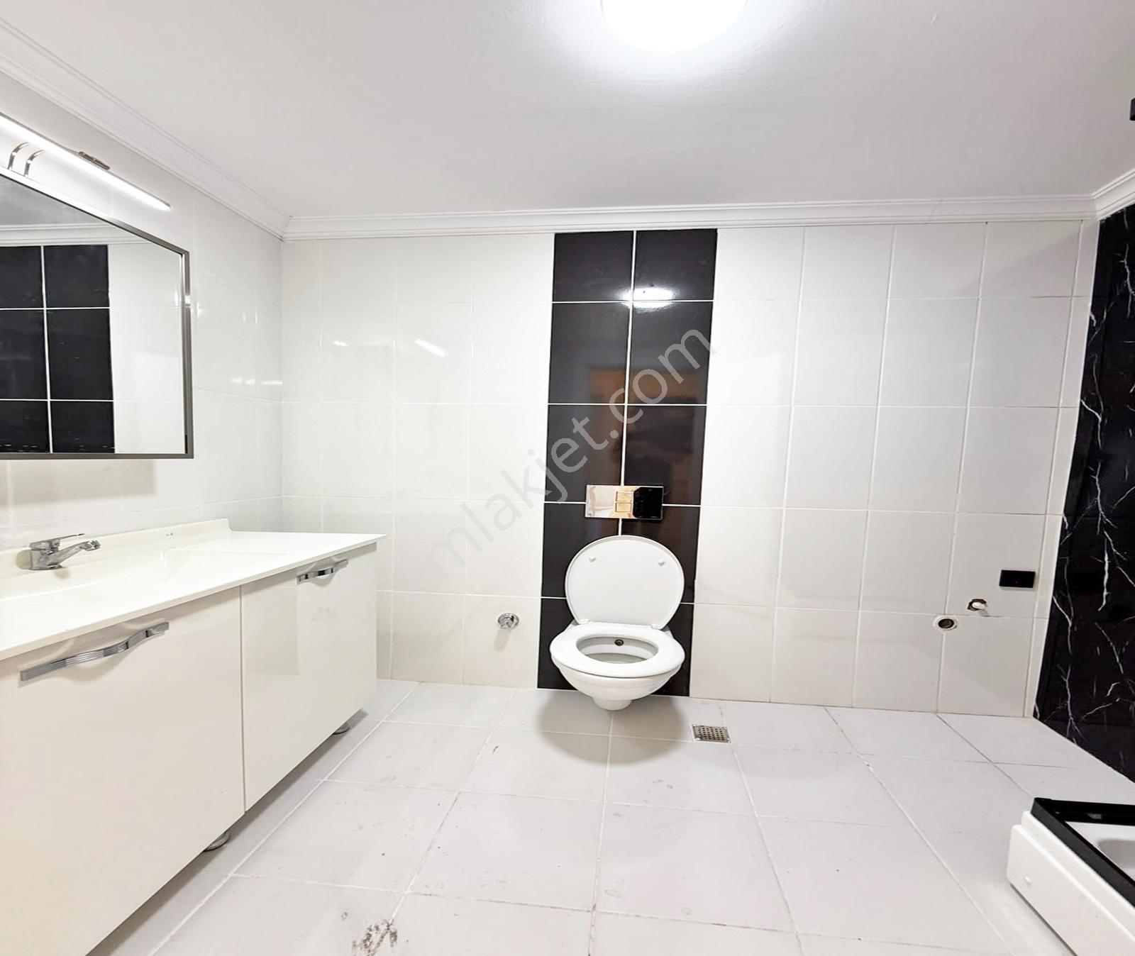 Esenyurt Kıraç Star Towers Sitesinde Acil Satılık 2+1 Daire - Görsel 8