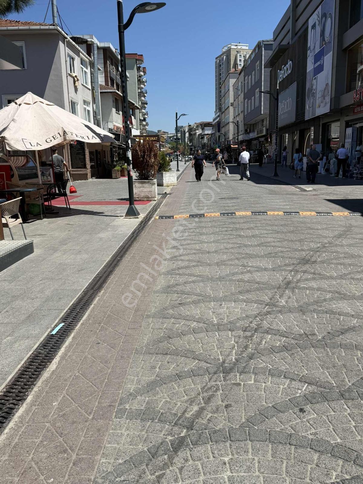 Küçükbakkalköy Mah. Preztij Cadde Üstü 1+1.50m2.3 Kat - Görsel 24