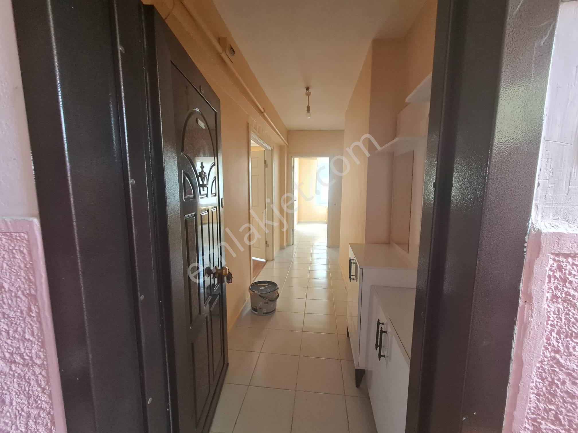 Arel'den Batıkent Site İçi Merkezi Isıtma Ara Kat Geniş Bakımlı 2+1 - Görsel 13
