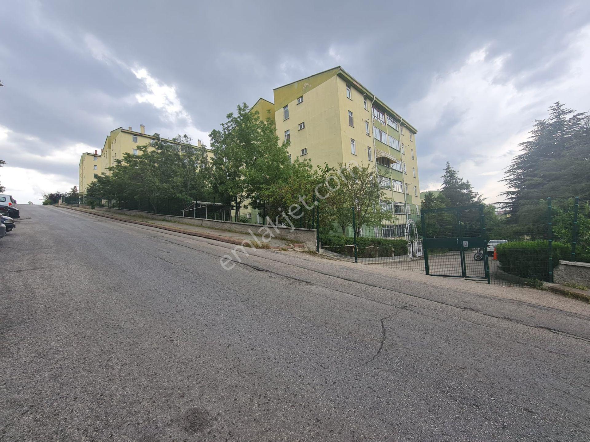 Arel'den Batıkent Site İçi Merkezi Isıtma Ara Kat Geniş Bakımlı 2+1 - Görsel 37
