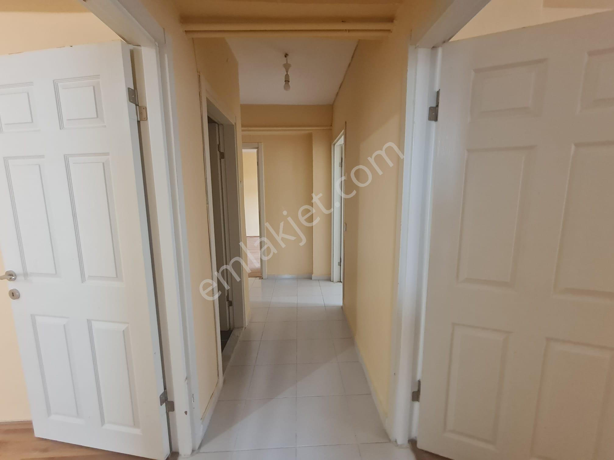Arel'den Batıkent Site İçi Merkezi Isıtma Ara Kat Geniş Bakımlı 2+1 - Görsel 20