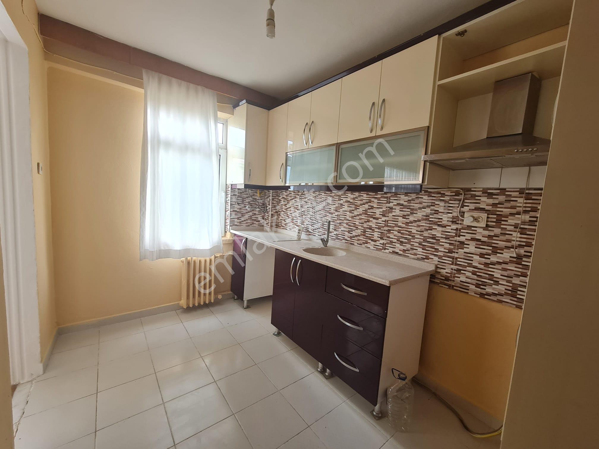 Arel'den Batıkent Site İçi Merkezi Isıtma Ara Kat Geniş Bakımlı 2+1 - Görsel 17