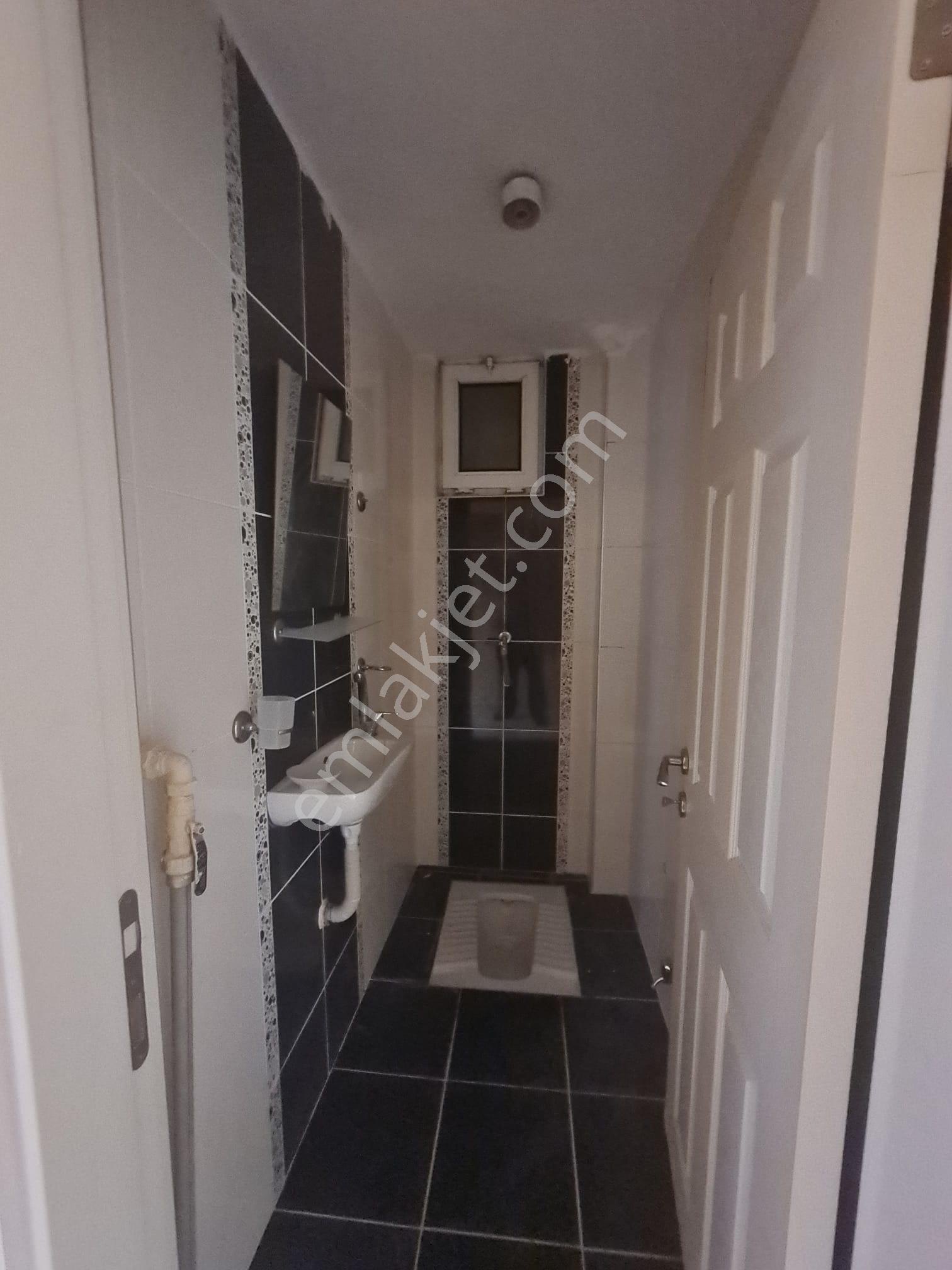 Arel'den Batıkent Site İçi Merkezi Isıtma Ara Kat Geniş Bakımlı 2+1 - Görsel 25