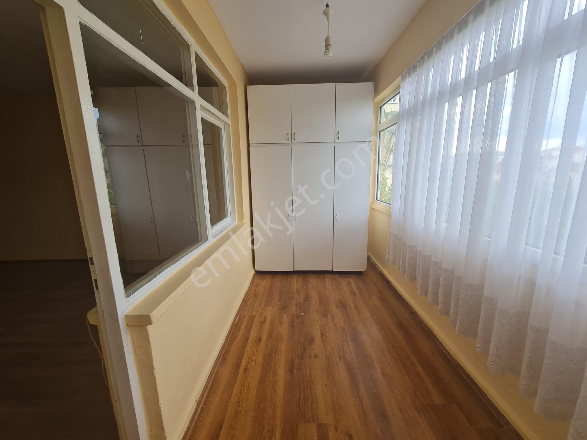 Arel'den Batıkent Site İçi Merkezi Isıtma Ara Kat Geniş Bakımlı 2+1 - Görsel 19